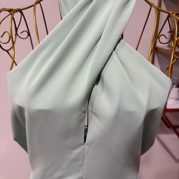 ASTR Jodie Dress Mint Size L Asymmetrical Halter Strap Low Back Keyhole Wedding - Picture 6 of 13